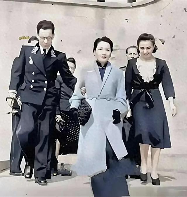 这是宋美龄年轻时的真实样貌，不是演员饰演	，是货真价实的老照片