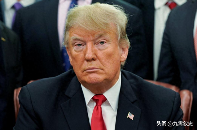 特朗普撕毁承诺	，上亿军火将抵台，中方再抛美债，美国大动脉被切