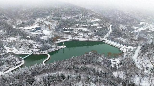 实拍！雪后淄博，秒变水墨仙境！