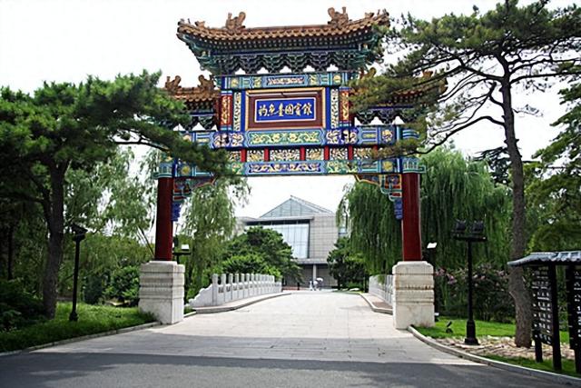 24小时武警站岗，钓鱼台国宾馆属于什么级别？住一晚要多少钱？