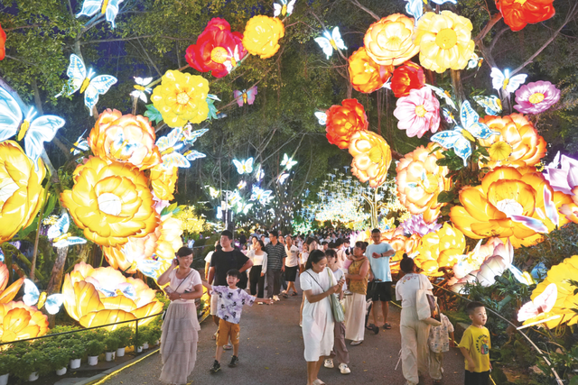 2025年“唱享金秋·乐购南宁”精彩活动持续进行中