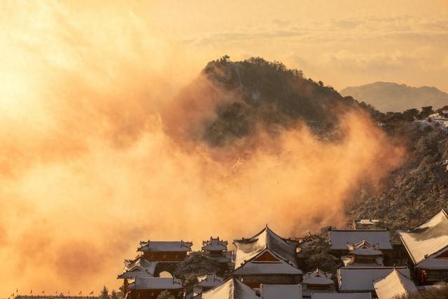 雪后泰山，仙境再现