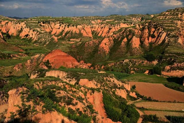 亲情在车轮上流淌 ——载着父母去旅行 黄土高坡