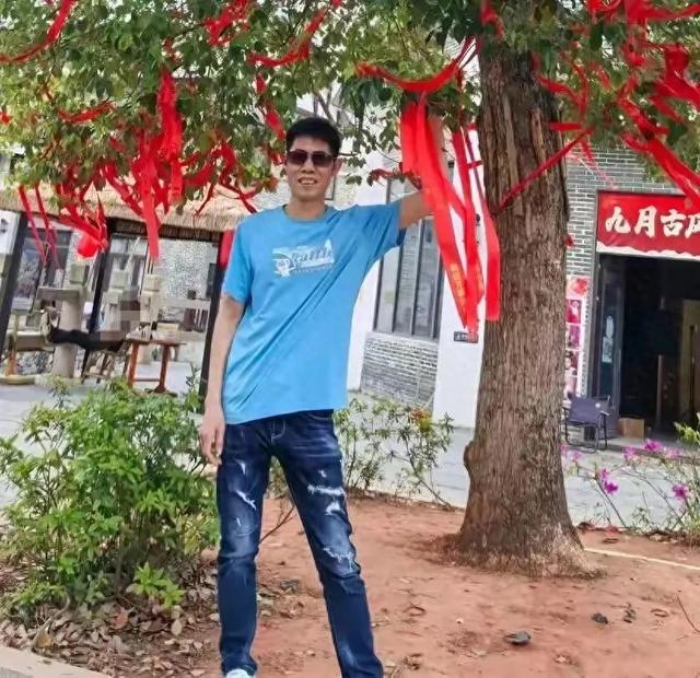 一场突如其来的海浪，让广东一家三口的北海之旅变成生死劫难