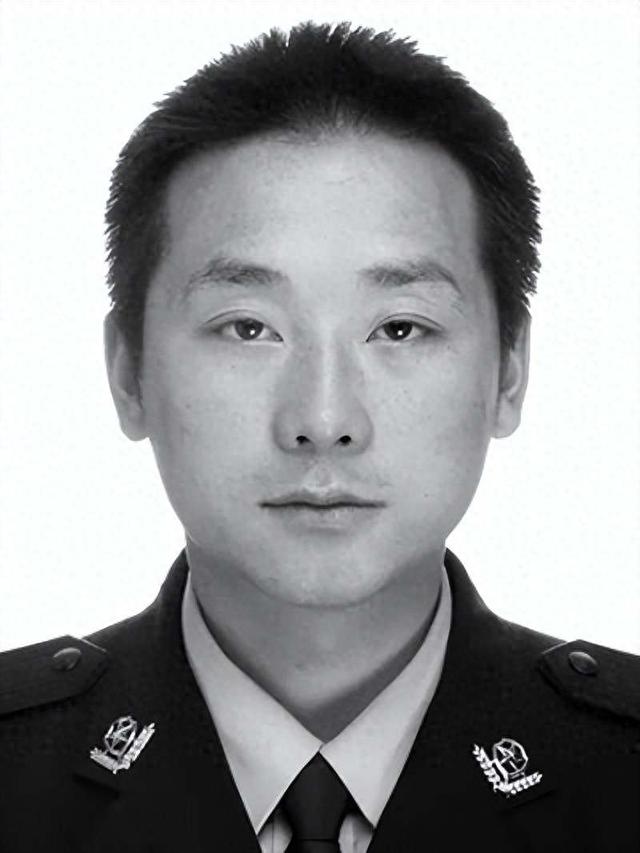 屏山县公安局副局长李虎遗体已找到
