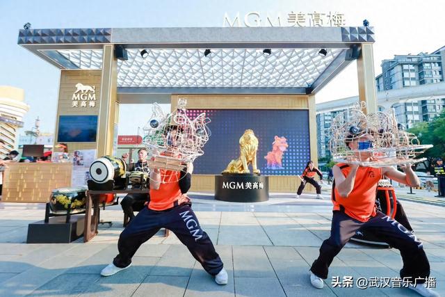 9月来江汉关“穿越”澳门！来看机器狗舞狮抽澳门游高价好礼