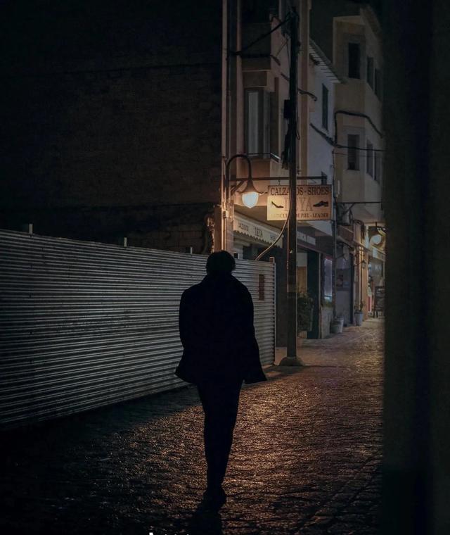 啥是人类终结也世界终结(叔本华被世界冷落40年)