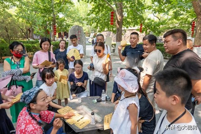 洪洞大槐树景区夏日好戏连台孝德文化节让传统与欢乐撞个满怀