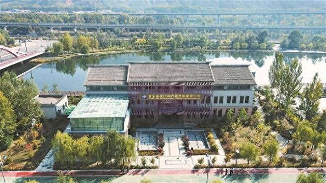 “黄金海拔”撬动“康养热潮” ——破解青海高原的“清凉”密码（中篇）