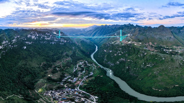 钢铁飞虹，驯风驭险：花江峡谷大桥背后的“中国方案”