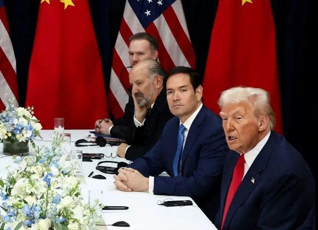 特朗普刚夸会晤12分，白宫24小时就翻脸？10国联盟剑指中国稀土