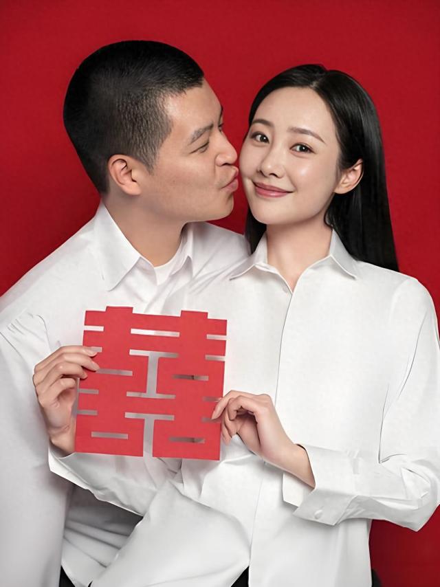 低调宣布恋情的朋友圈（李纯马頔官宣结婚三年低调恋情曝光）