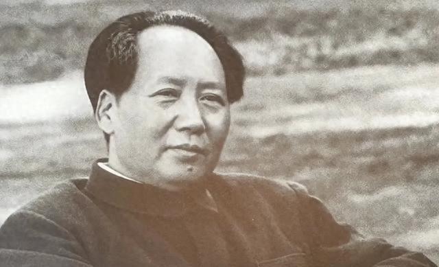 毛主席为何一生不进故宫，终生再未回延安？周总理的谈话道出实情