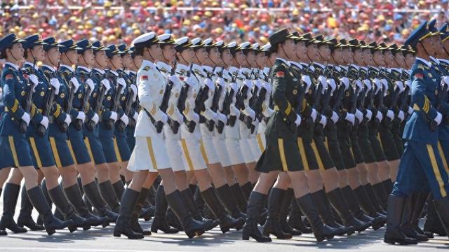 九三阅兵当天，特朗普另有安排，拒了观礼邀请？还好中方留了一手