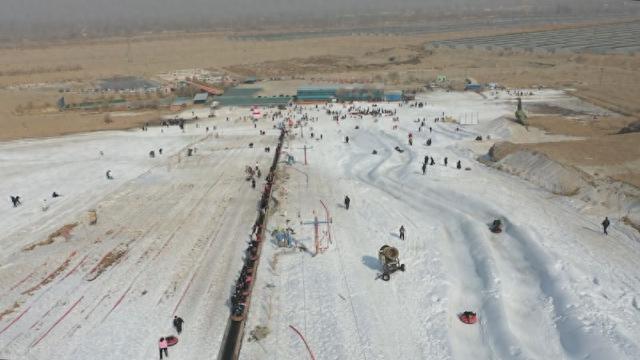 冬日盛景看和田 | 墨玉县舞伊纳克滑雪场人气爆棚
