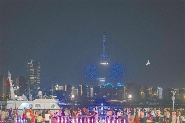 椰城缤纷新“夜”态