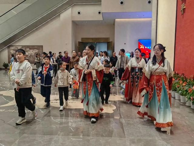 国庆中秋假期，商洛市开展99项近600场文旅活动