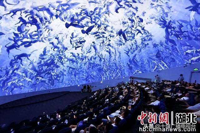 媒体看十堰丨中新网聚焦十堰：“十一”假期文旅市场热度攀升