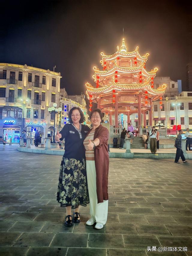 陪远方的朋友逛汕头小公园