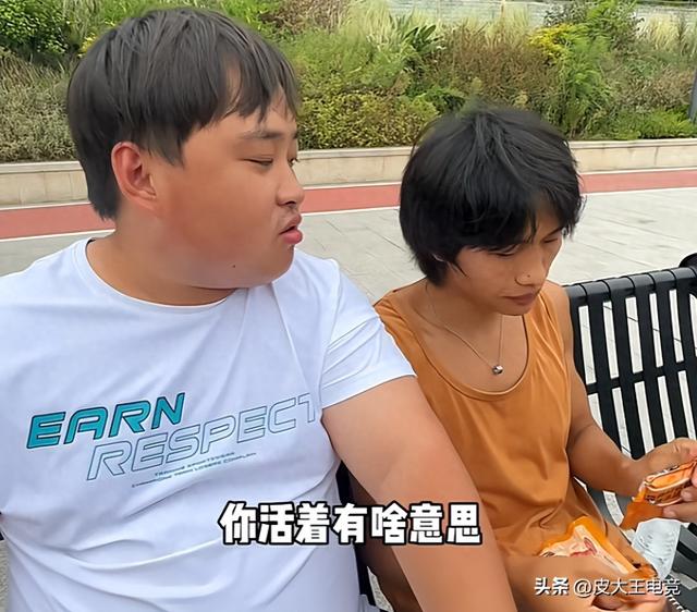 网友统计李炮儿战绩，目前已达成13杀成就，网红终结者实至名归