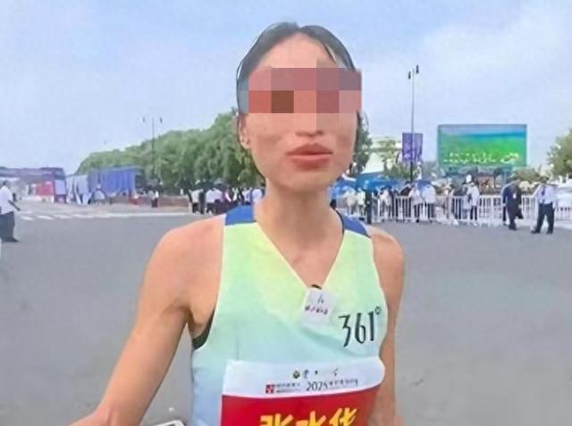 丈夫公开发声！官宣辞职才5天	，最快女护士竟踏上了另一条上坡路