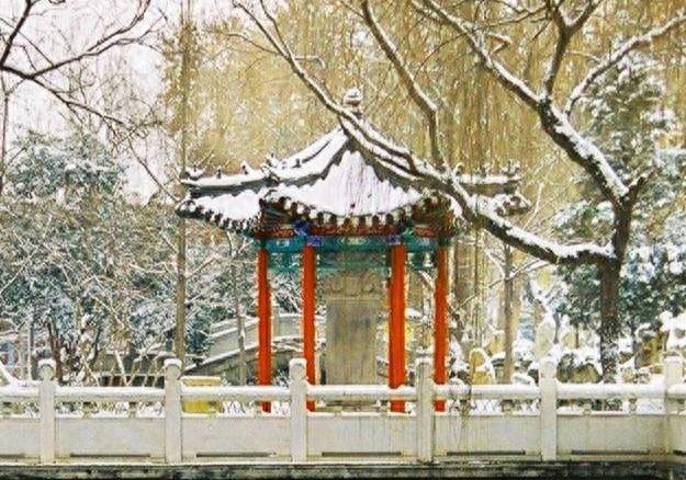 读城记|珍珠泉雪韵