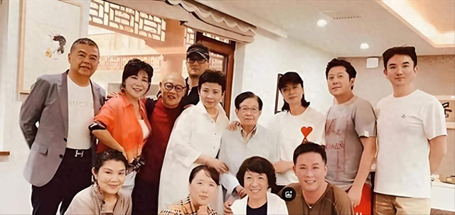 63岁董文华不再沉默，揭露当年被“封杀”原因，原来我们错怪她了