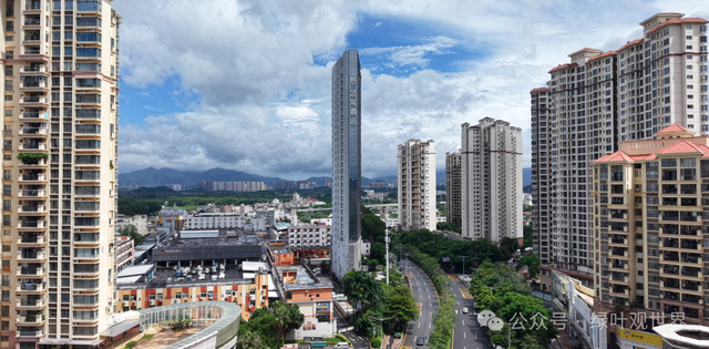 广东深圳最薄的纸片楼，30多层高最窄处不足两米宽