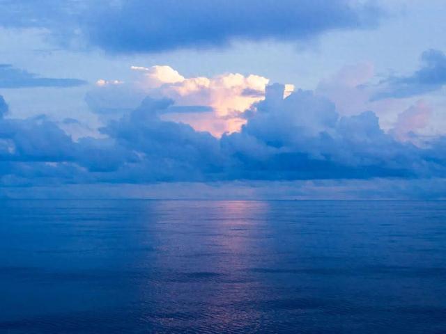 以礁为家 以海为伴 他们用忠诚守护这片蔚蓝