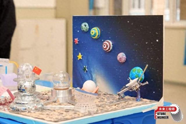 在太空里如何给蜜蜂建一座“花房”？未来工程师们“逐梦苍穹”