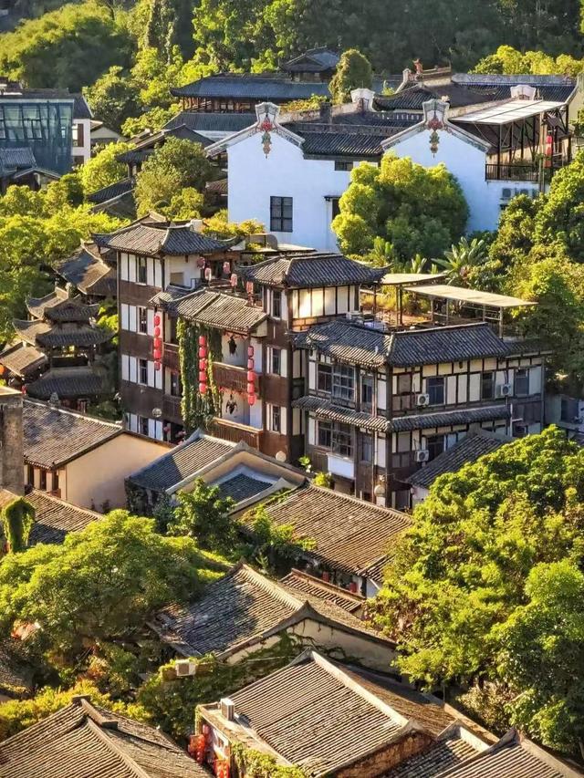 “AI+文旅”！这个元旦假期，超13万人次打卡甘坑