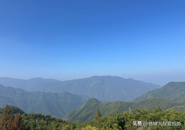 海拔928米的浙江宝地，山顶竟然有“天池”，秋日自驾，惊喜百分