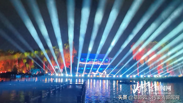 光影盛宴启幕 呼和浩特邀您共赴 “丝路夜宴”
