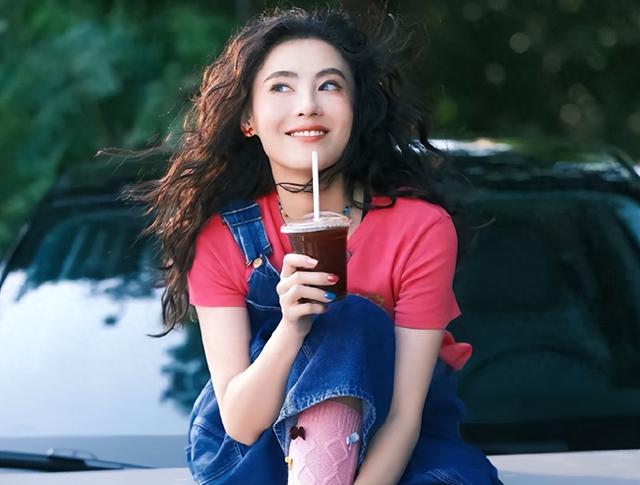 谢霆锋没想到，已备好寿衣和遗照的张柏芝，揭开了王菲仅剩的体面