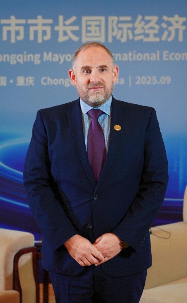 市长顾问团会议 | 安道拓全球总裁兼首席执行官：以“人工智能+制造业”构建产业枢纽