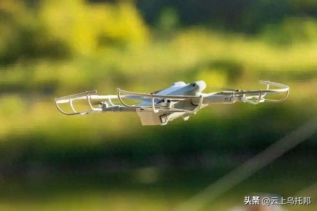 又有2名间谍现身？阅兵军机训练期间，2人违规放无人机拍摄被抓