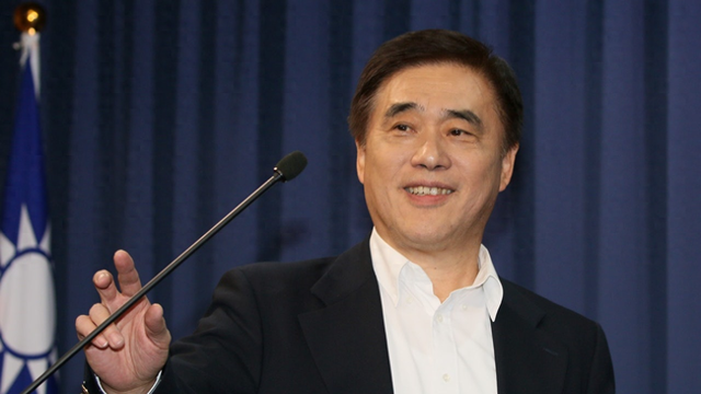民调飙升后，郝龙斌向大陆喊话，洪秀柱一锤定音，谋求两岸统一