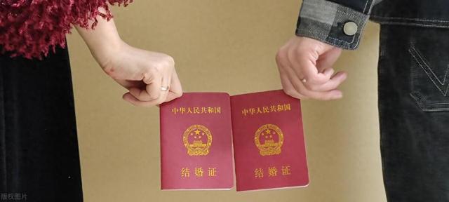 民政局数据打脸：63%离婚夫妻输给马桶圈？爱情在婚姻里排第几