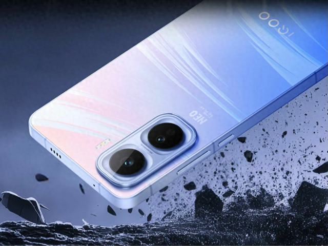 骁龙8E新黑马登场，2K直屏+8K散热+7500mAh，首销30分钟销量翻倍