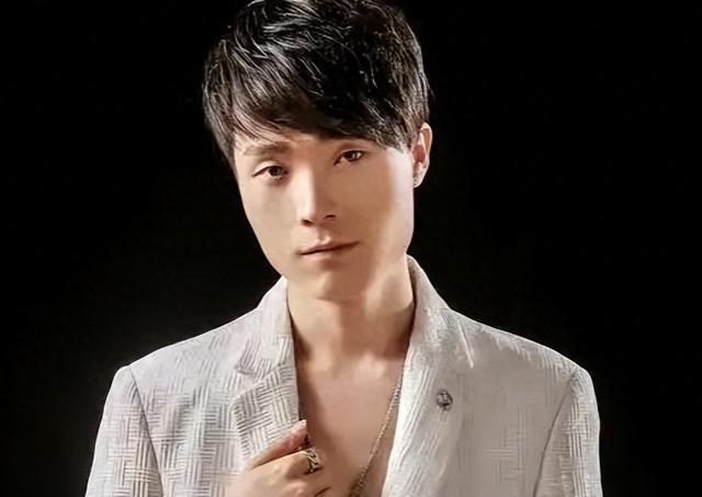 曝知名演员已枪毙！开辟中国娱乐圈首例，倪大红、李雪健或被牵连