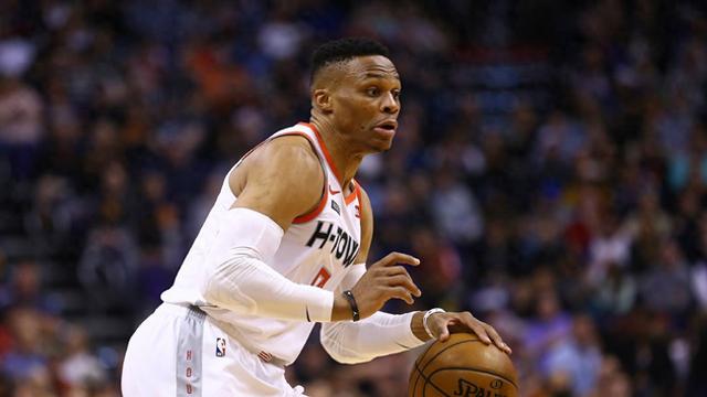 现役NBA球员三双数Top10：威少高居榜首 詹姆斯第二