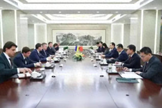 乌方访华回国后，泽连斯基通告全球，恐要制裁中方，理由简直荒唐