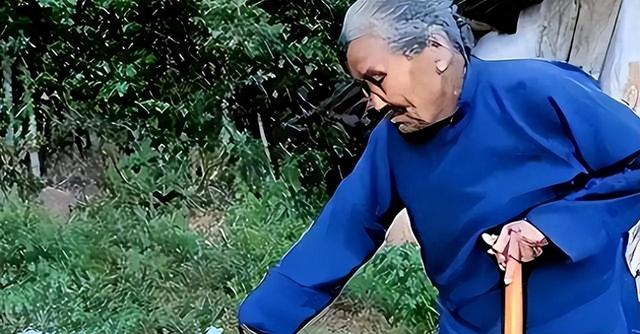 127岁高龄湖南老妇令人诧异：13个子女竟然全无一活过18岁