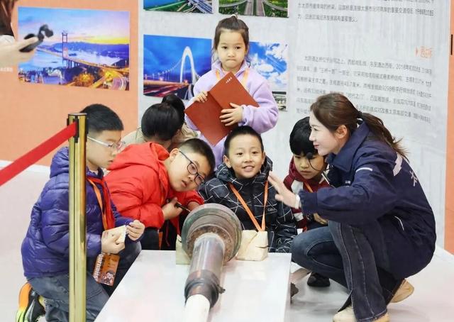 在现场丨山西日报小记者走进桥梁研学基地 开启桥梁探索之旅