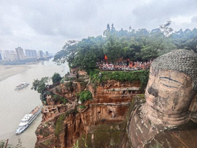 模式焕新 升级消费新体验 ——国庆中秋假期乐山文旅消费新观察（下）