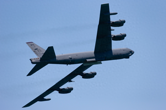 高市终于是没扛住，中俄三面包围琉球，不到24小时	，叫来美军撑腰