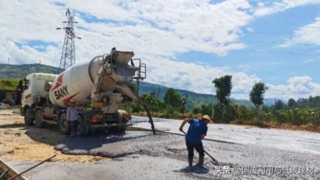 全国首条！160米道路“吃”掉脱硫石膏等固废约209吨