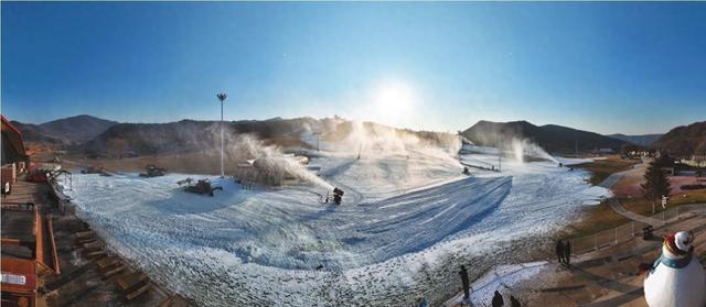 辽宁各地抢抓冰雪季机遇 邀八方游客共赴冰雪之约