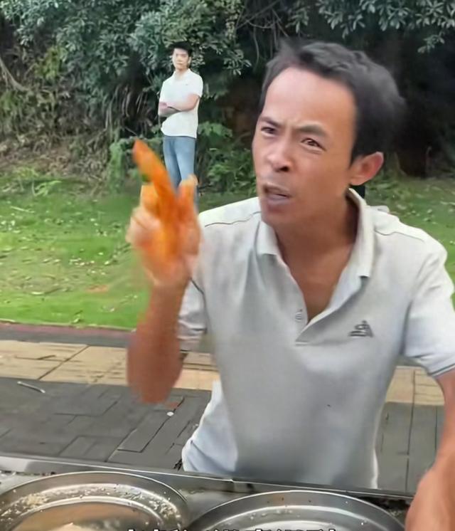 情绪经济爆发！4.5万亿赛道背后，年轻人正在为什么买单？