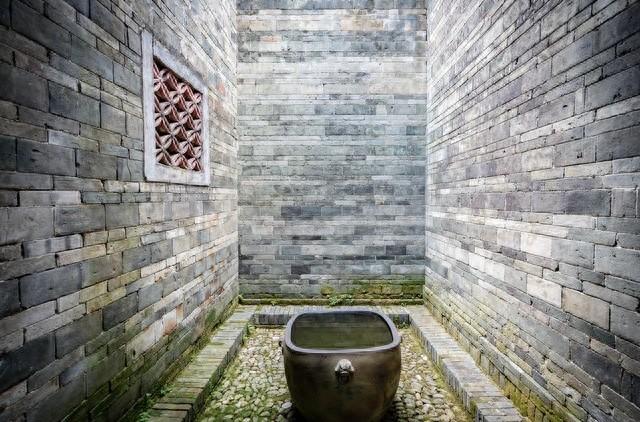 水缸放在什么地方最旺财（水缸的摆放与风水文化）